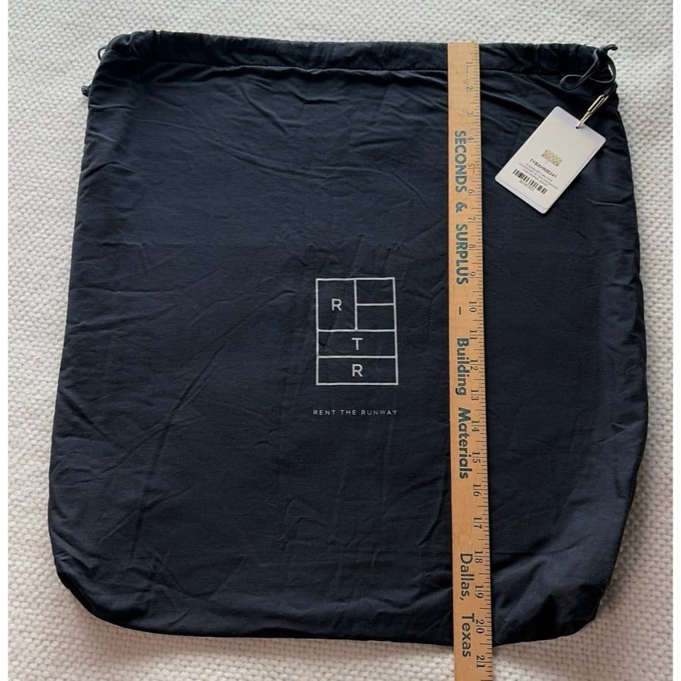 Rent The Runway Rtr Black Reusable Garment Travel Bag Nwt — image 4 of 5